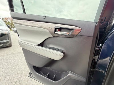 2020 Toyota Highlander Platinum