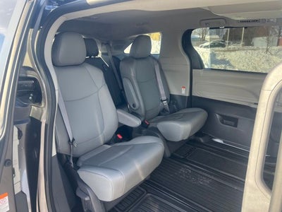 2021 Toyota Sienna XLE 7 Passenger