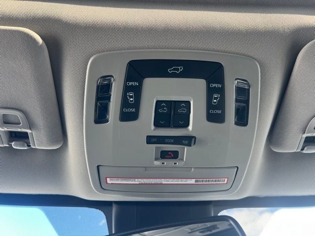 2021 Toyota Sienna XLE 7 Passenger