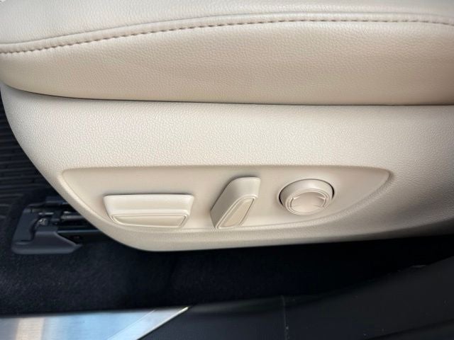 2024 Toyota Highlander Platinum