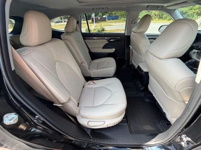 2024 Toyota Highlander Platinum
