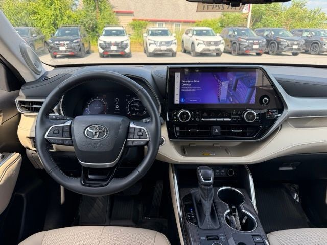 2024 Toyota Highlander Platinum