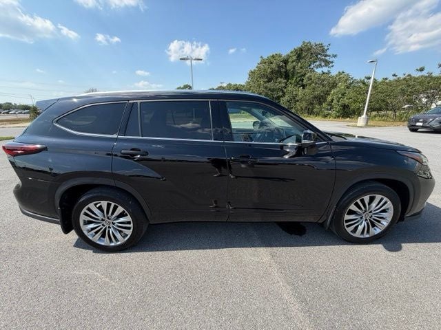 2024 Toyota Highlander Platinum