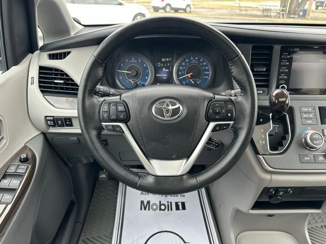 2020 Toyota Sienna XLE MOBILITY VAN, SIDE LIFT SEAT