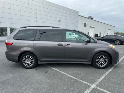 2020 Toyota Sienna XLE MOBILITY VAN, SIDE LIFT SEAT