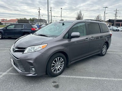 2020 Toyota Sienna XLE MOBILITY VAN, SIDE LIFT SEAT