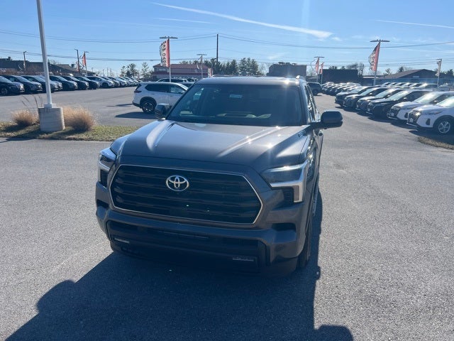 2024 Toyota Sequoia SR5