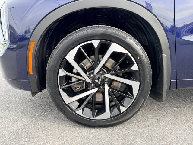 2023 Mitsubishi Outlander SEL
