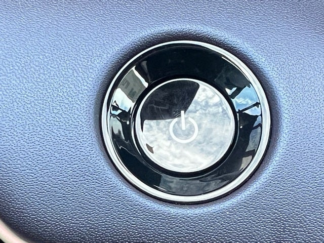 2026 Nissan LEAF SV+ CARGO, FLOOR MAT PACKAGE