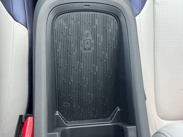 2026 Nissan LEAF SV+ CARGO, FLOOR MAT PACKAGE