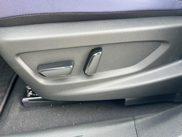 2026 Nissan LEAF SV+ CARGO, FLOOR MAT PACKAGE