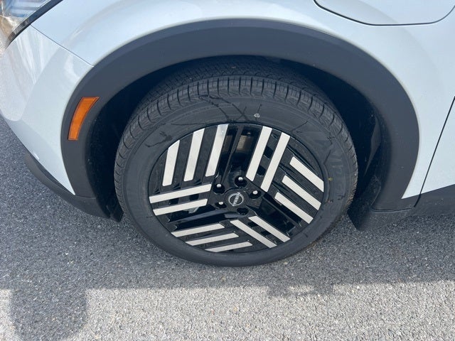 2026 Nissan LEAF SV+ CARGO, FLOOR MAT PACKAGE