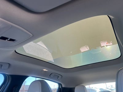 2026 Nissan LEAF PLATINUM+ CARGO, FLOOR MAT PACKAGE