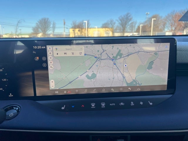 2026 Nissan LEAF PLATINUM+ CARGO, FLOOR MAT PACKAGE