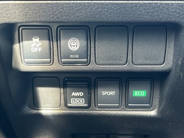 2022 Nissan Rogue Sport S