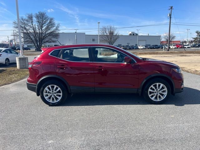 2022 Nissan Rogue Sport S