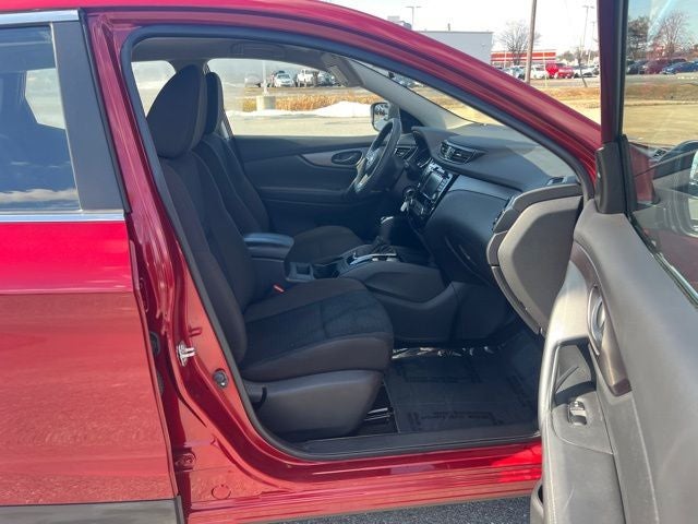 2022 Nissan Rogue Sport S