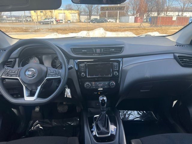 2022 Nissan Rogue Sport S