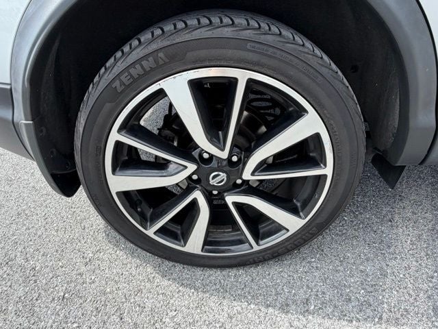 2017 Nissan Rogue Sport SL