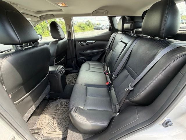 2017 Nissan Rogue Sport SL
