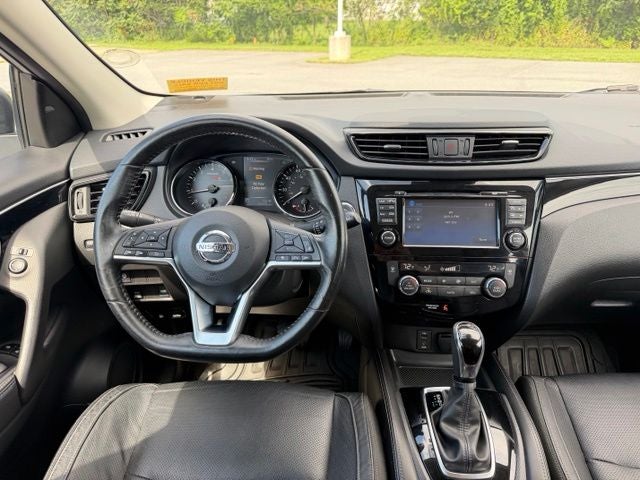 2017 Nissan Rogue Sport SL
