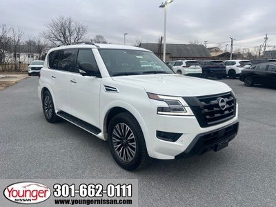 2023 Nissan Armada SL MIDNIGHT EDITION, CAPTAIN'S CHAIRS PACKAGE