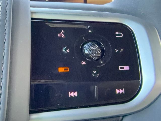 2026 Nissan Armada Platinum Reserve SPLIT BENCH SEAT PACKAGE