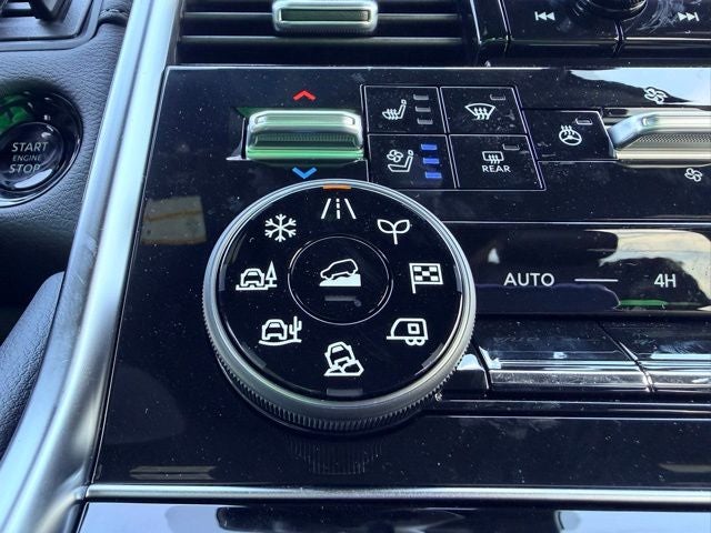 2026 Nissan Armada Platinum Reserve SPLIT BENCH SEAT PACKAGE