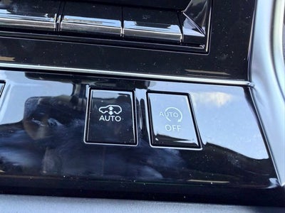 2026 Nissan Armada Platinum Reserve SPLIT BENCH SEAT PACKAGE