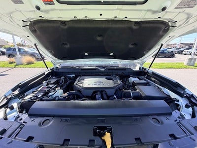 2026 Nissan Armada Platinum Reserve SPLIT BENCH SEAT PACKAGE