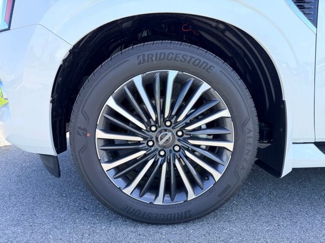 2026 Nissan Armada Platinum Reserve SPLIT BENCH SEAT PACKAGE