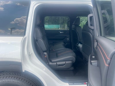 2025 Nissan Armada PRO-4X PREMIUM PACKAGE