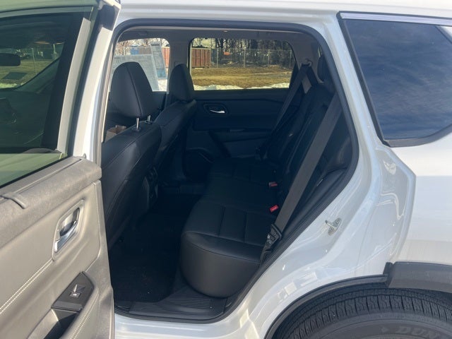 2026 Nissan Rogue SV PREMIUM, COLD WEATHER PACKAGE