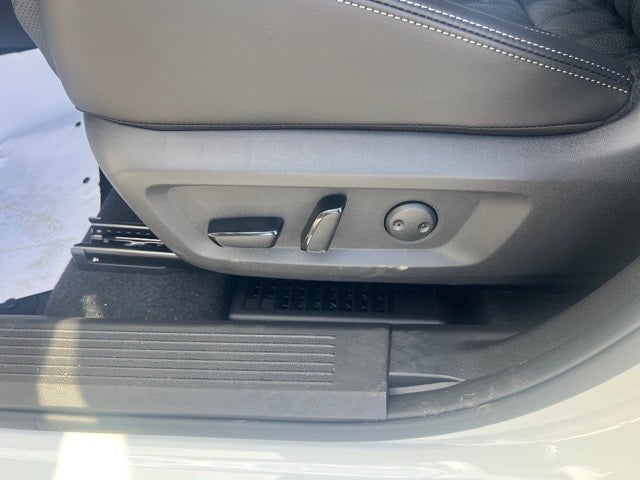 2026 Nissan Rogue Platinum PREMIUM PACKAGE