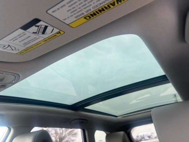 2017 Hyundai Santa Fe Limited Ultimate Ultimate Tech Package