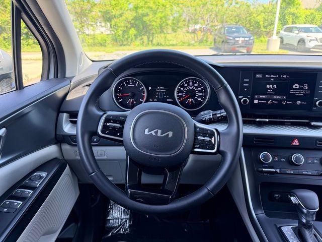 2023 Kia Carnival LX Seat Package