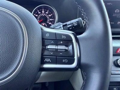 2023 Kia Carnival LX Seat Package
