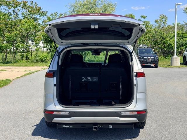 2023 Kia Carnival LX Seat Package