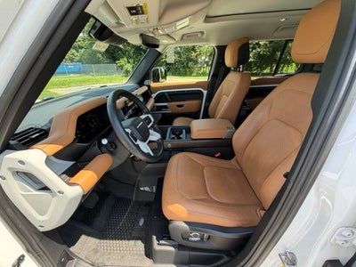 2024 Land Rover Defender S