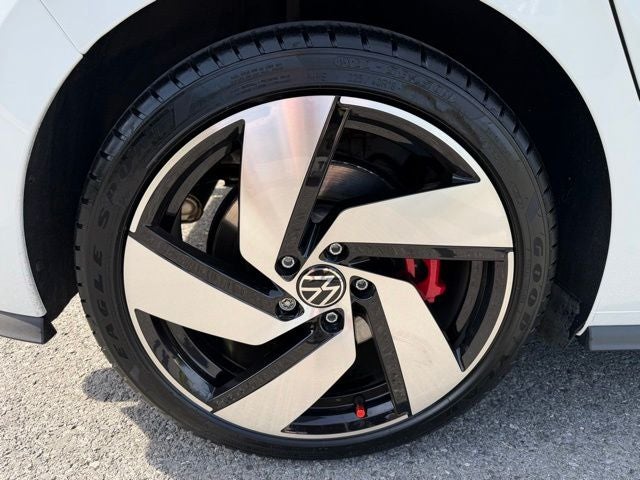 2024 Volkswagen Golf GTI 2.0T S